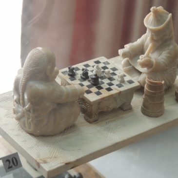 Выставка традиционных тувинских шахмат из камня
