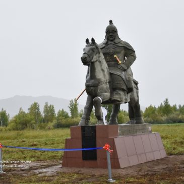 Памятник «Всаднику, покорявшему вселенную» установили в этнокультурном комплексе «Белдир-Кежии»