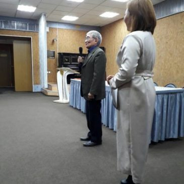 Коллектив НМ РТ поздравил старших коллег с Днем пожилых людей