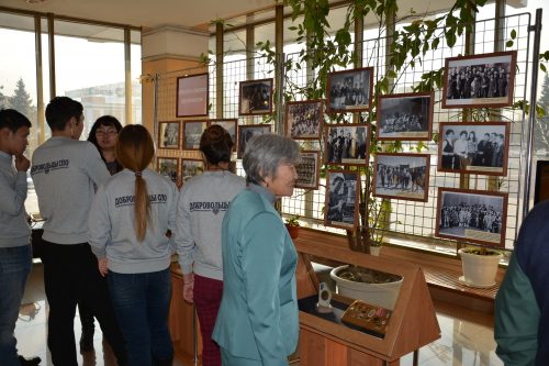 Выставка о комсомоле представлена на торжественной церемонии закрытия Года Добровольчества