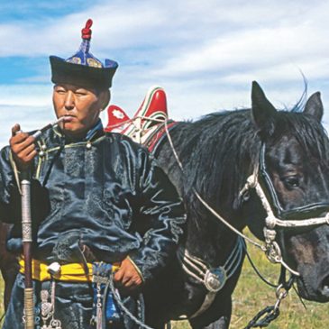 Анонс: семинар «Тувинская национальная одежда: основные каноны и проблемы ее развития»