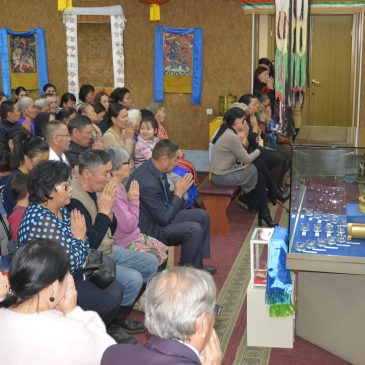 Молебен с Камбы-Ламой Республики Тыва Джампел Лодой