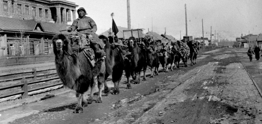 К 75-летнему юбилею Великой Отечественной войны (1941-1944). Материальная помощь Эрзинского кожууна ТНР фронту. 