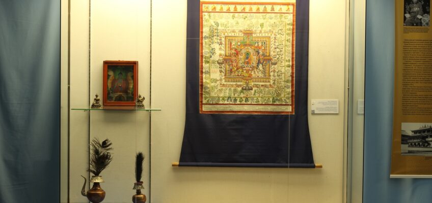 Выставка «Атлас тибетской медицины. Древние секреты долголетия» пробудет в Национальном музее Республики Тыва до 19 сентября!