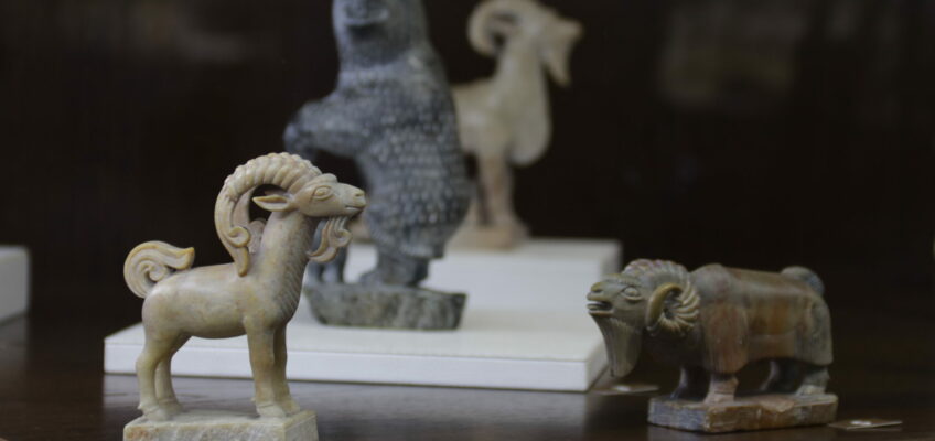 Открытие выставки «Скифские мотивы камнерезного искусства тувинцев чонар-даш»