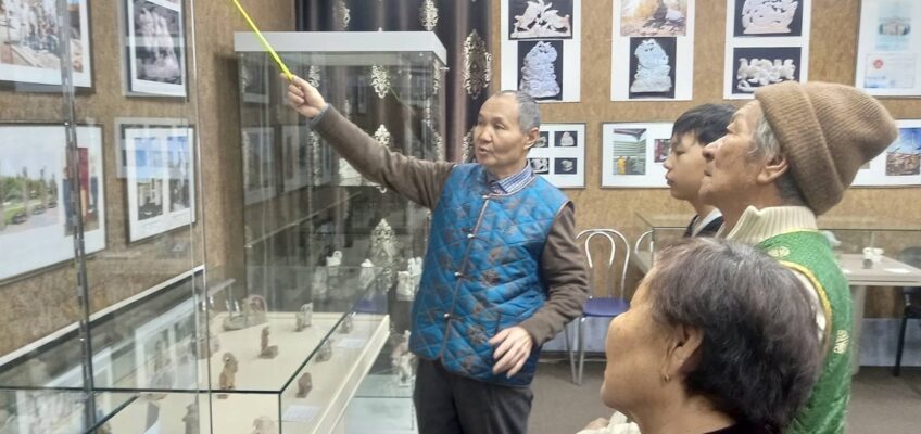 В Национальном музее РТ продолжает работу выставка «Мир скульптуры Хеймер-оола Донгака»