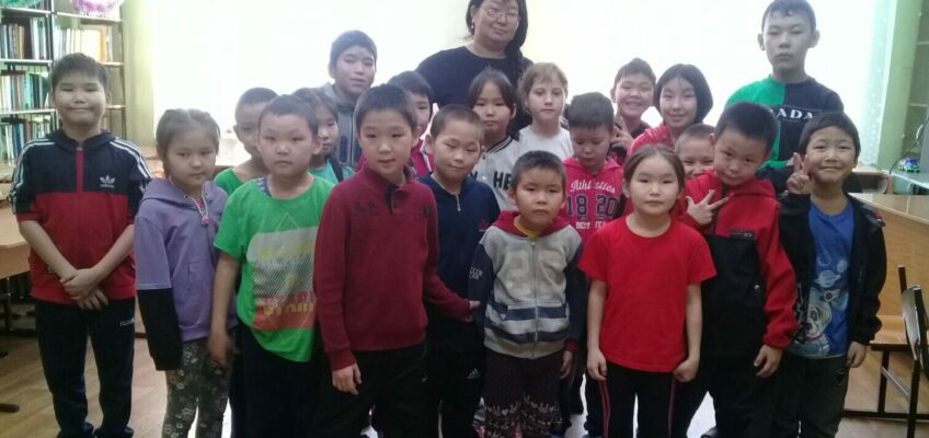 Воспитанники Центра социальной помощи семье и детям города Кызыла познакомились с играми народов России