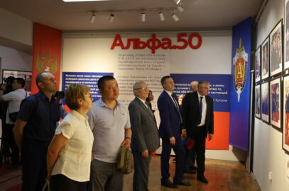 В Национальном музее Республики Тыва начала работу фотовыставка «Альфа.50. Полвека первые»