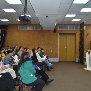 Семинар для будущих педагогов прошел в Национальном музее им. Алдан-Маадыр